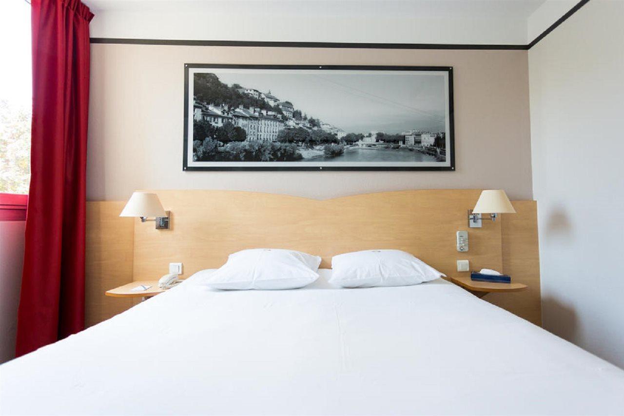 Hotel Inn Grenoble Eybens Parc Des Expositions Ex Kyriad エクステリア 写真